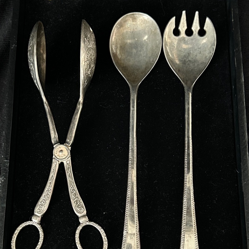 Vintage 4 Pieces Stainless Steel Salad Serving Spoon and Fork Need To Be Polish